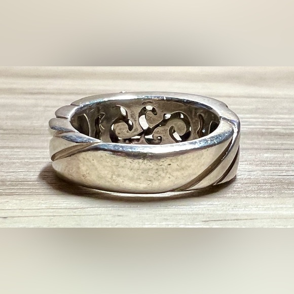 Vintage Handmade Sterling Silver & 14K Gold Scrolled Filigree Band Ring, Size 6 - Picture 4 of 13